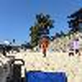 Tuzla Halk Plajı'nda Cankurtaranın Tehlikeli Ve Saygısız Davranışı