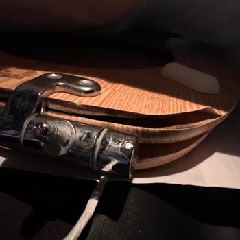 Aldığım Klozet Kapağı 3 Ayda Kırıldı, Müşteri Hizmetlerinden Dönüş Alamadım