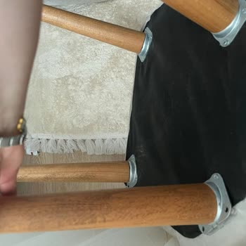 Sandalyenin Ayakları 4 Aydır Değiştirilmiyor İlgisizlik Sürüyor