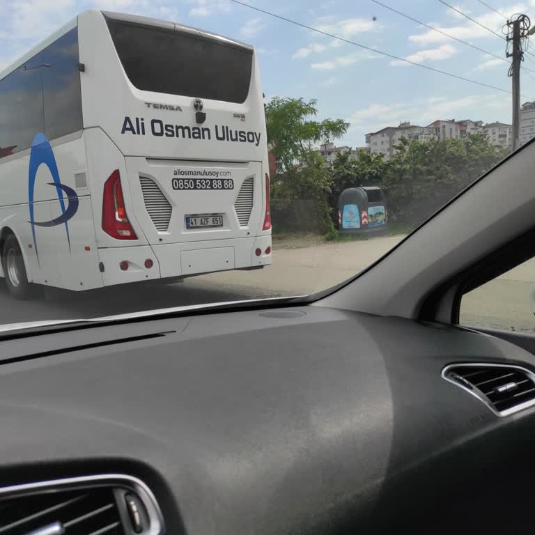 Otobüs Şoförünün Tehlikeli Sürüşü Ve Denetim Eksikliği