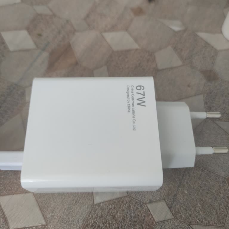 Çelikkayalar Market Orijinal Diye Satılan Bozuk Şarj Aletinin İadesi Yapılmıyor