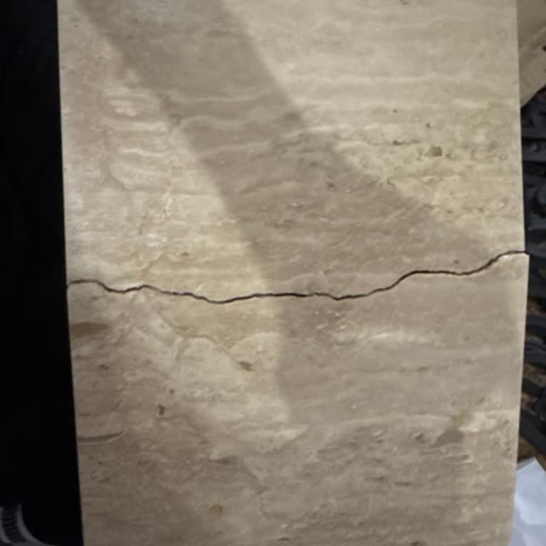 Recibí mi mesa de mármol Zara Home rota y no puedo contactar al servicio al cliente