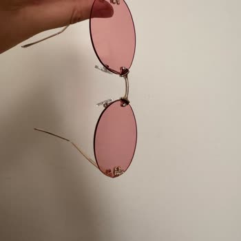 Yanlış Renk Gözlük Gönderildi Değişim Talebime 12 Gündür Yanıt Yok