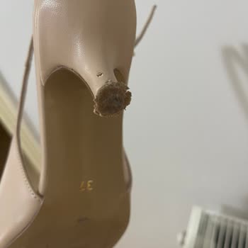 Ayakkabı Kalitesi ve Müşteri Hizmetleri Hakkında Şikayet