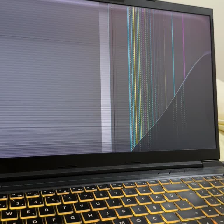 Bakım Sonrası Kırık Ekran Şoku