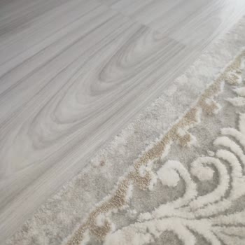 Halıdaki Lekeler Temizlenmedi Sadece Su Tutulup Geri Gönderildi