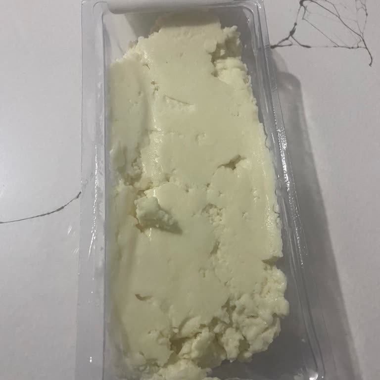 Son Kullanma Tarihi Geçmemiş Peynir Bozuk Çıktı, Değişim Yapılamıyor