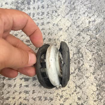 Scooter Arka Tekerleği Kısa Sürede Yarıldı, Yedek Parça Bulunamıyor