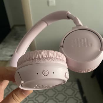 JBL Kulaklıkta Güç Tuşu Sorunu: Beklentiler Karşılanmadı