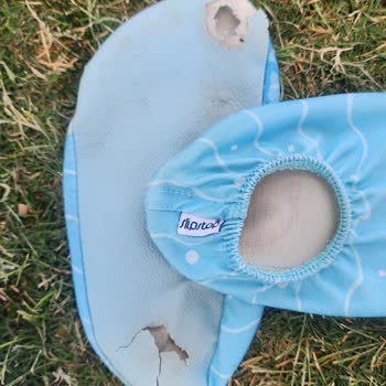 Slipstop Terlik 5 Günde Delik Deşik Oldu, Tatili Tamamlayamadı