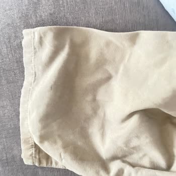 LCW Siyah Mayo Tüm Eşyalarıma Renk Bulaştırdı