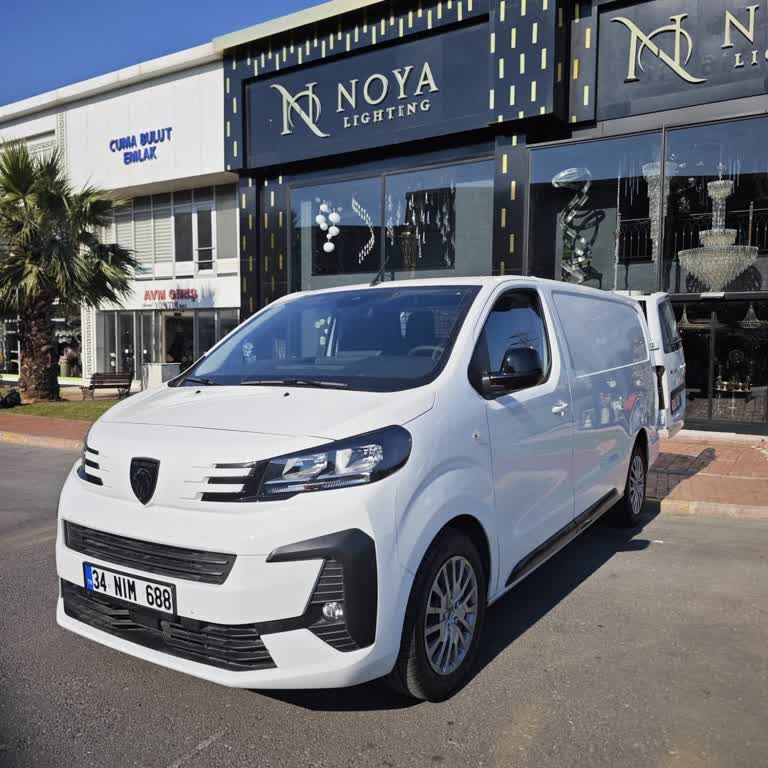 Sıfır Araçta Yağ Kaçağı Ve İlgisizlik Nedeniyle Mağduriyet