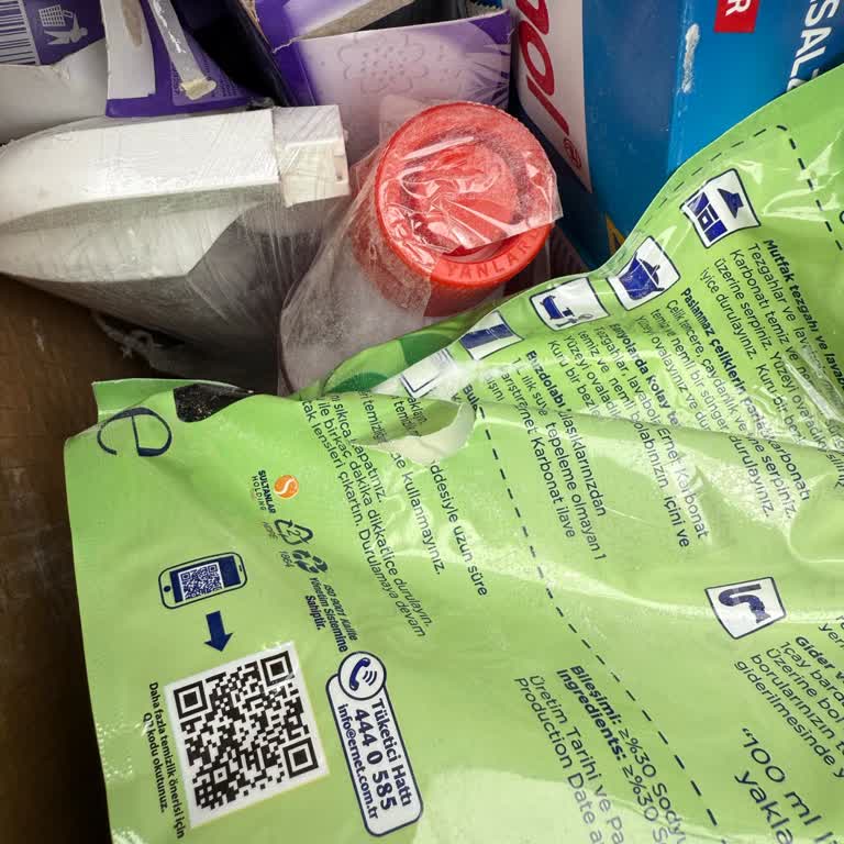 Rossmann Kargoda Patlayan Ürünler Hijyenik Pedleri Kullanılamaz Hale Getirdi