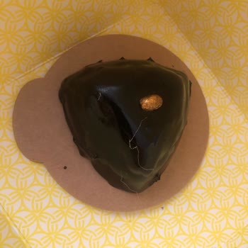 Kahve Dünyası Pastasında Yabancı Cisim Ve İlgisiz Hizmet