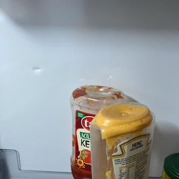 Buzdolabı Kapağında Sürekli Çatlak Oluşuyor, Servis Sorunu Çözmüyor