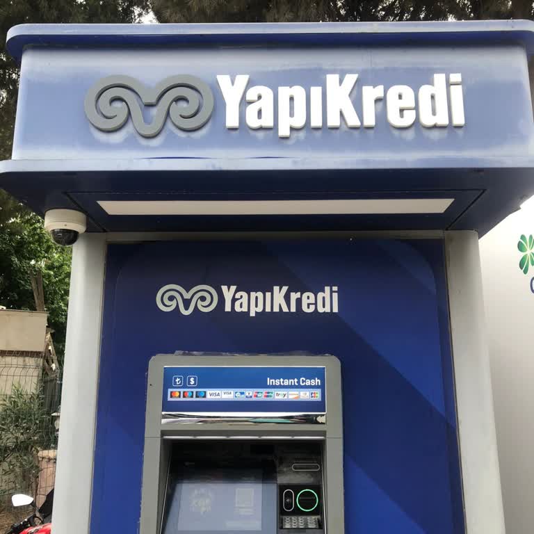 ATM'de Yutulan Para İçin Çözüm Bulunamıyor