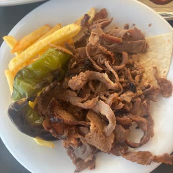 Kötü Yemek Ve İlgisiz Hizmet Nedeniyle Aç Kaldım