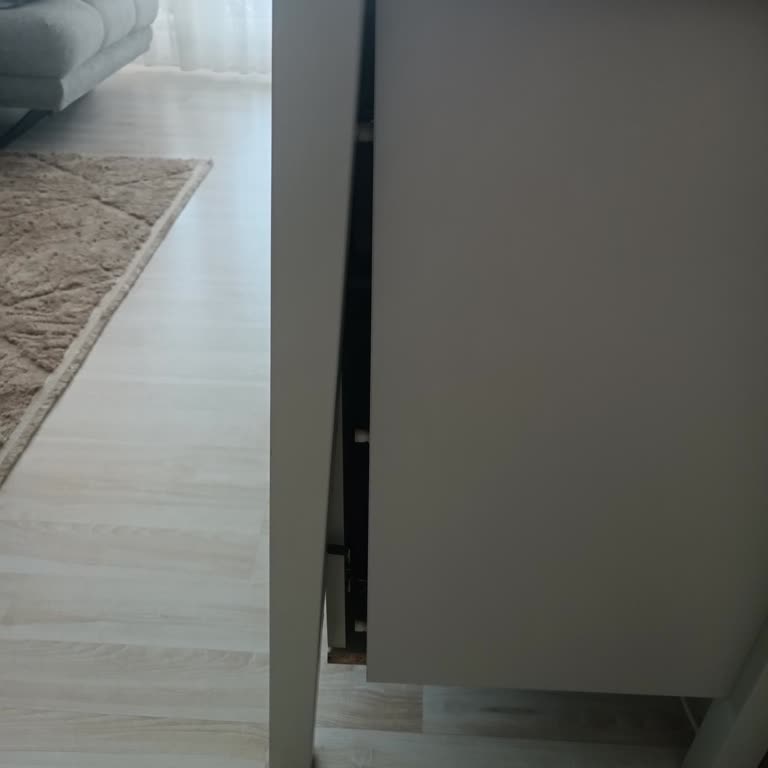 Kelebek Mobilya'dan Alınan Konsolun Montaj Sorunu Ve Güvenlik Tehlikesi