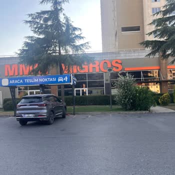 Kasiyer İlgisizliği Yüzünden Ürün Alamadan Döndüm