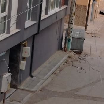 Sarkık Ve Kopuk Telefon Kabloları Nedeniyle 1 Haftadır İnternetsiz Kaldım, Mağduriyetim Giderilmiyor