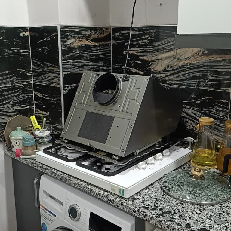 Kurulum Sonrası Düşen Davlumbaz Ve Haksız Ücret Talebi