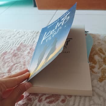 Yanlış Gönderilen Kitaplar Ve İletişimsiz Satıcı: Ciltli Siparişler Ciltsiz Geldi