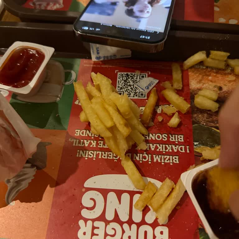 Siparişlerde Sürekli Eksik Ve Bayat Ürün, Müşteriye İlgisiz Yaklaşım