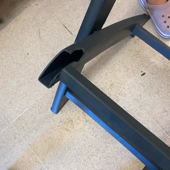 Aldığım Sandalyenin Hemen Kırılması Ve İade Sorunu