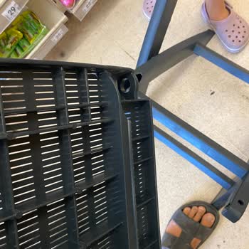 Aldığım Sandalyenin Hemen Kırılması Ve İade Sorunu