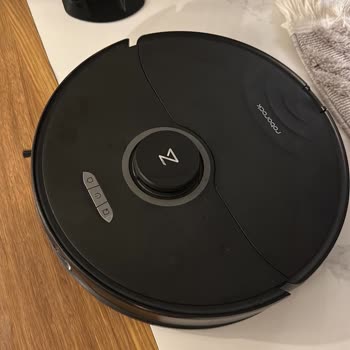 Roborock Su Haznesi Parkelerime Zarar Verdi, Çözüm Bekliyorum
