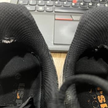 FLO Ayakkabı Üç Ayda Kullanılamaz Hale Gelen Ayakkabıya Ret Cevabı!