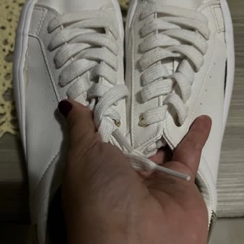 Zara'dan Aldığım Ayakkabı Ve Çanta Birkaç Kullanımda Hasar Gördü