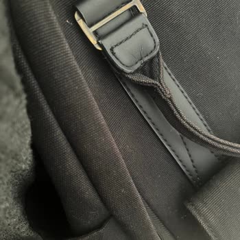 Nors Kısa Sürede Renk Solması Ve Yıpranma Sorunu!