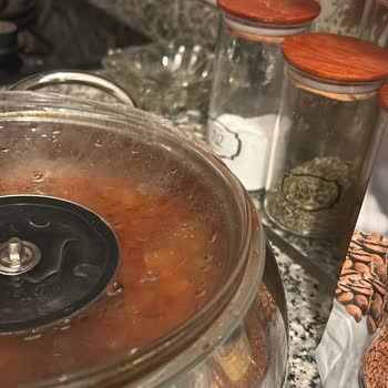 Emsan Mutfak Gece Aniden Patlayan Cam Kapak Korkusu