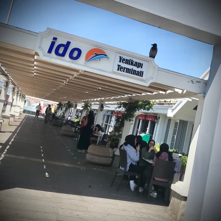 Yenikapı İDO Terminalinde Yolcuya Yönelik Saygısız Davranış Ve İlgisizlik