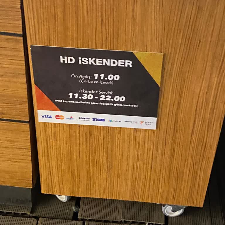 Viaport HD İskender Şubelerinde Oturma Ve Hizmet Engeli Yaşadım