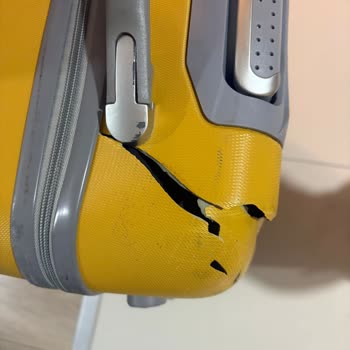 Valizim Kırıldı, 2 Aydır Yeni Valiz Teslim Edilmiyor Ve Mağduriyetim Sürüyor