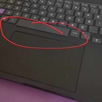 HP Victus Gaming Laptop Kalitesiz Malzeme Ve Touchpad Sorunu!