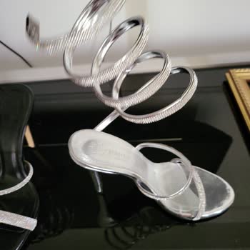 Aldığım Ayakkabılar Kalitesiz Çıktı, İade Yapılmıyor!