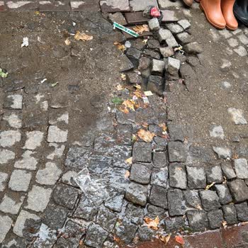 İZSU Arızası Günlerdir Çözülmedi, Temiz Su Boşa Akıyor