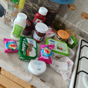 Aldığım Zeytin Bozuk Çıktı, Oğlumun Sağlığı Etkilendi