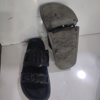 Bir Yazda Tabanı Ayrılan Terliğin Hayal Kırıklığı