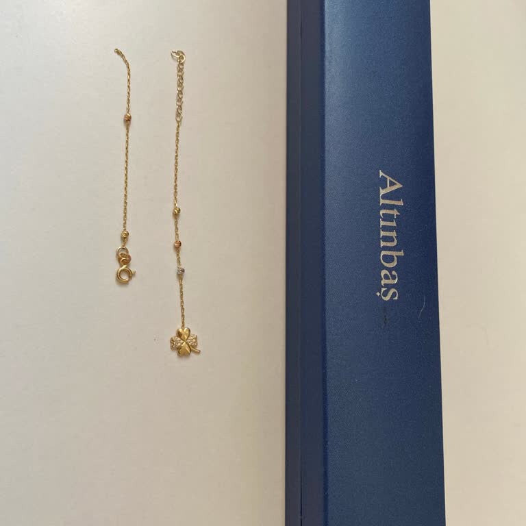 Altınbaş'tan Alınan Bileklik Hem Kırıldı Hem Değer Kaybetti