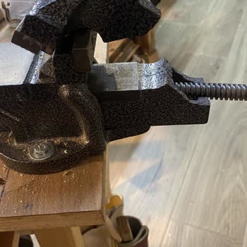 Bir Haftada Kırılan Mengene Ve Geciken İade Süreci