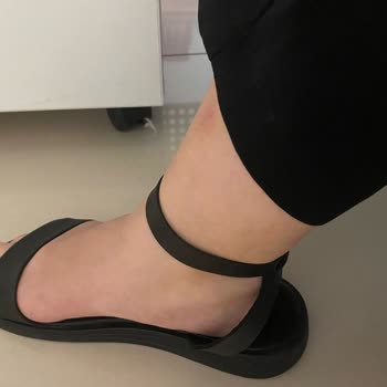 Aldo Shoes Deri Sandalet Genişledi