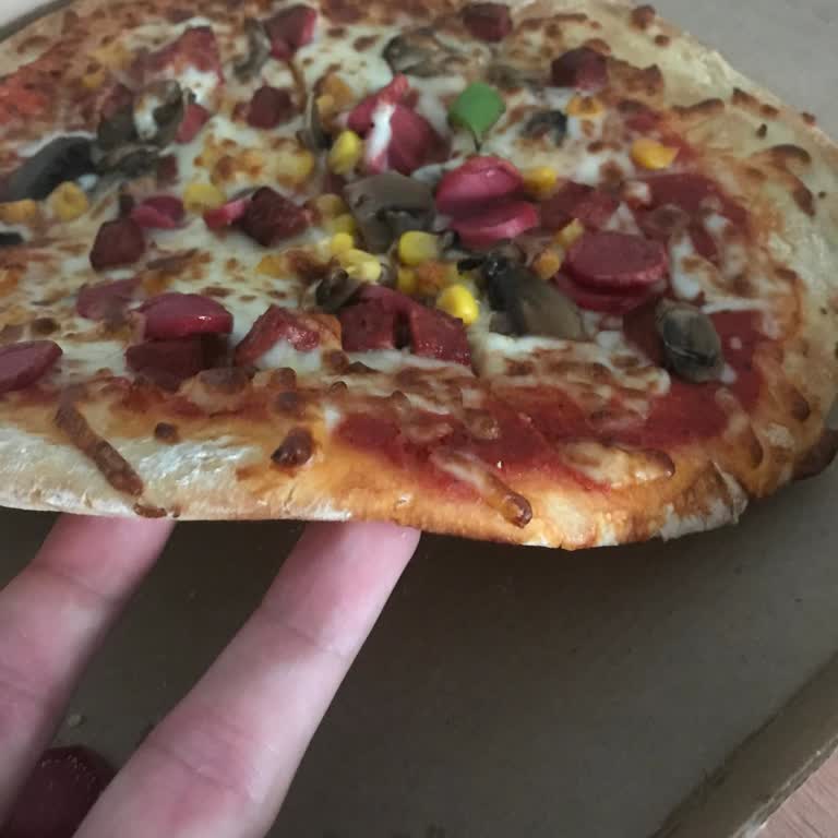 Little Caesars Mecidiyeköy Şubesinde Sipariş Notları Ve Malzeme Eksikliği Sorunu