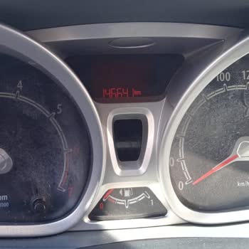 Servis Yıkama Sonrası Gösterge Ekranında Oluşan Leke Ve Çözüm Talebi