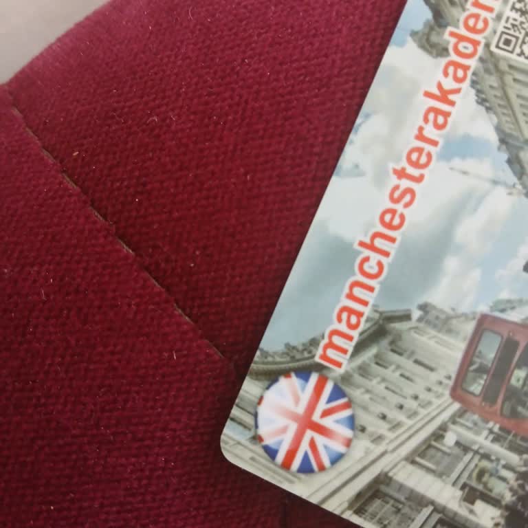 Manchester Dil Okulları Söz Verilen Hizmet Sunulmadı, Sürekli Para Talebi