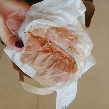 Siparişimdeki İçecek Yiyecekleri Tamamen Islattı, Aç Kaldım