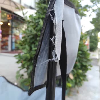 Panotte Kağıt Ürünleri Kamp Sandalyesi Yırtıldı